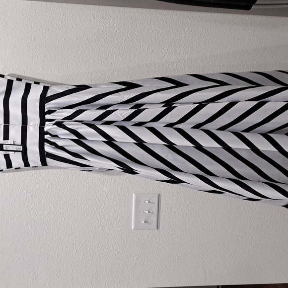 Betsy & Adam Women's Stripe Ballgown - Picture 6 of 11